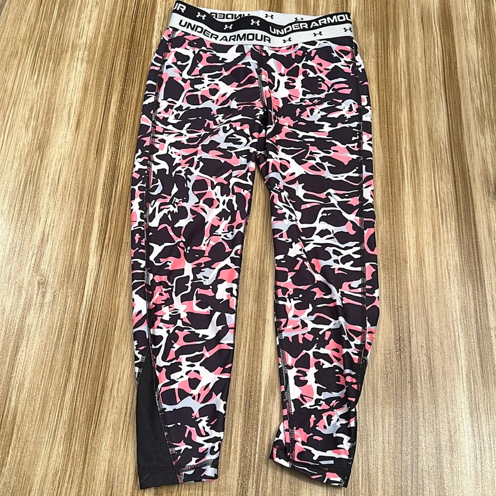 Under Armour Girls Athletic Leggings, size youth medium
